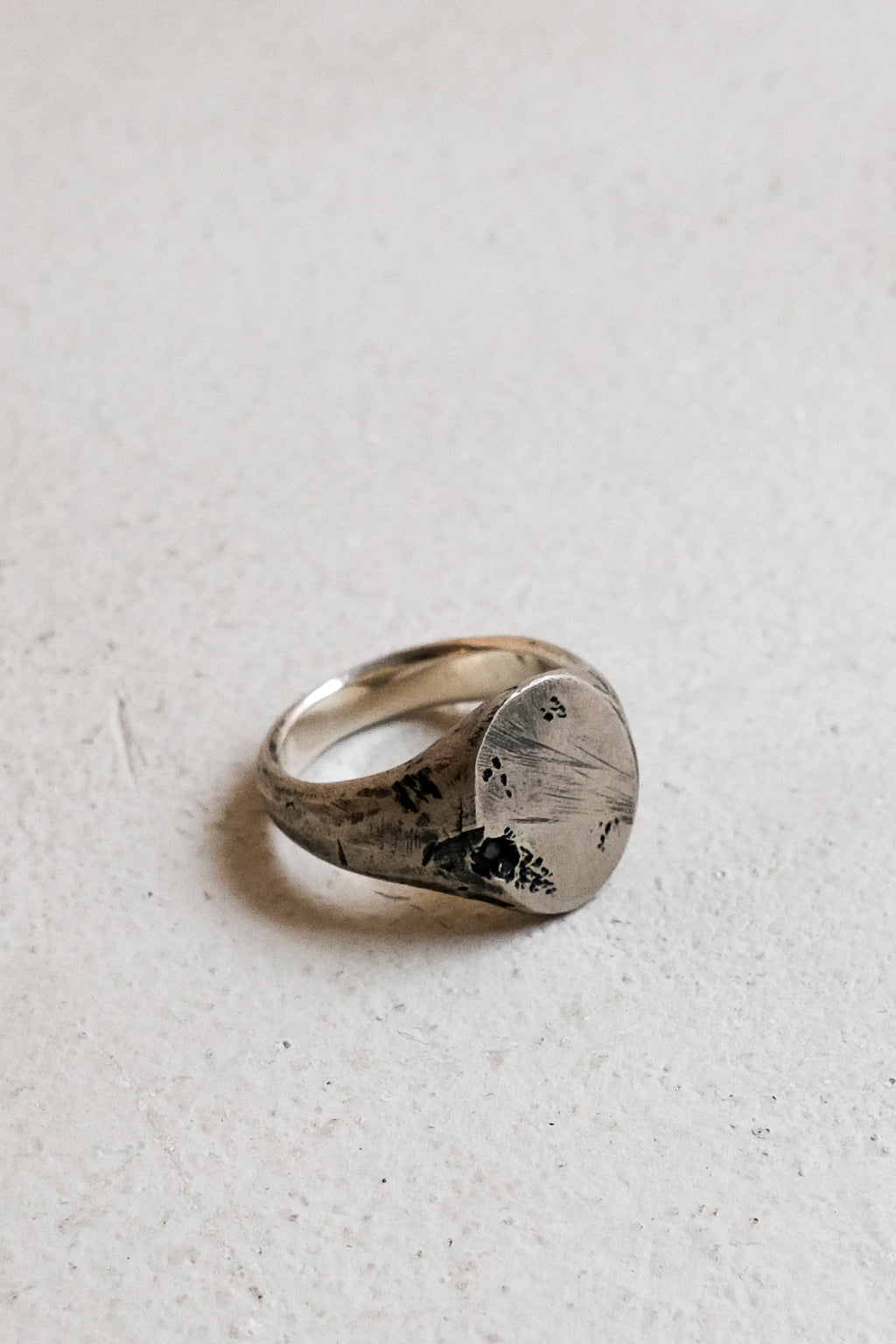 Tolm Oval Signet Ring